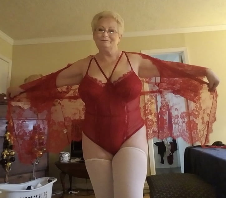 Varie granny mature bbw busty vestiti lingerie 5
 #103349619