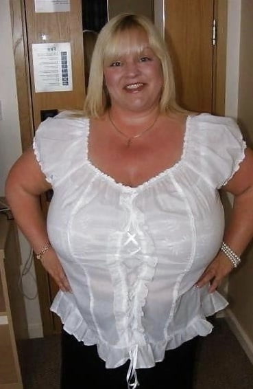 Varie granny mature bbw busty vestiti lingerie 5
 #103349782