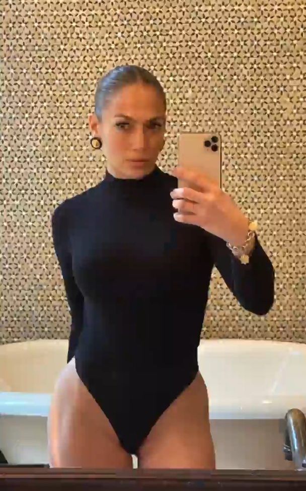 Jennifer Lopez nude #107832690
