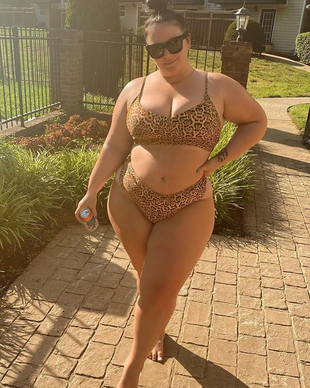 Full thighs in the mini 1488 #93046869