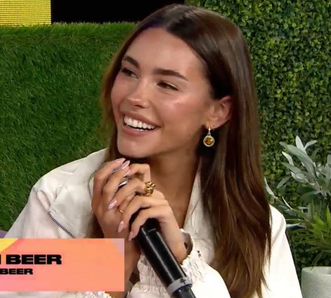 Madison Beer nackt #107626845