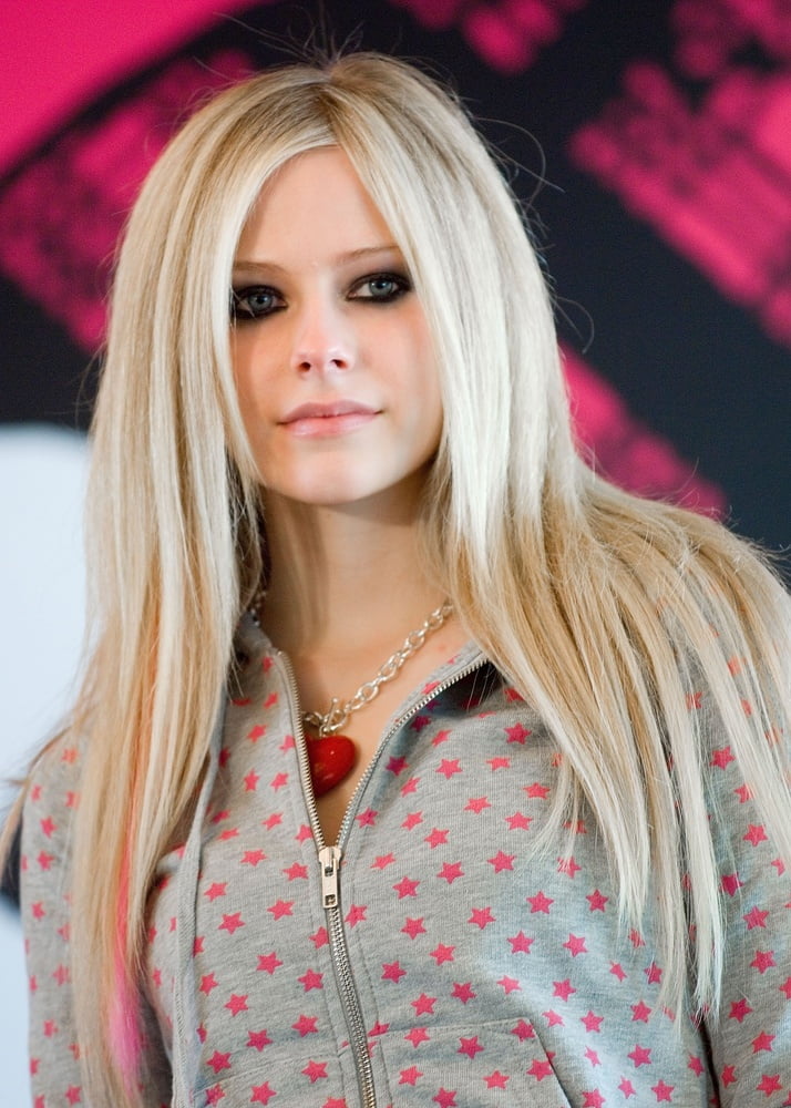 Avril
 #96369710