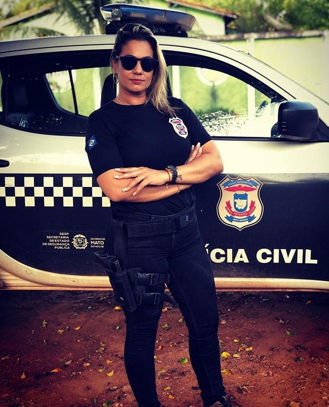 ブラジル人女性警察官
 #96474431