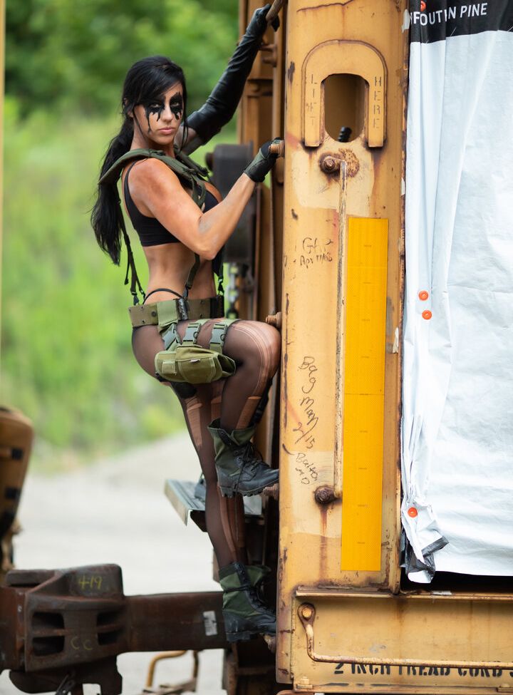 Alex Zedra desnuda #108869379