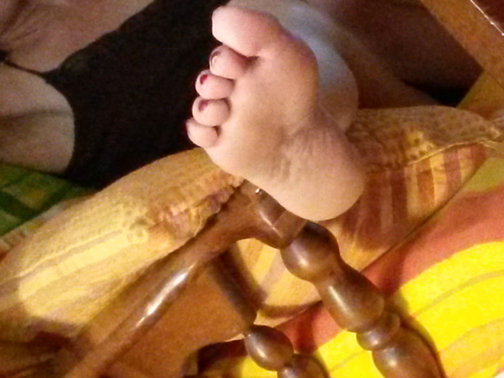 Piedi della Cugina 40enne #96993009