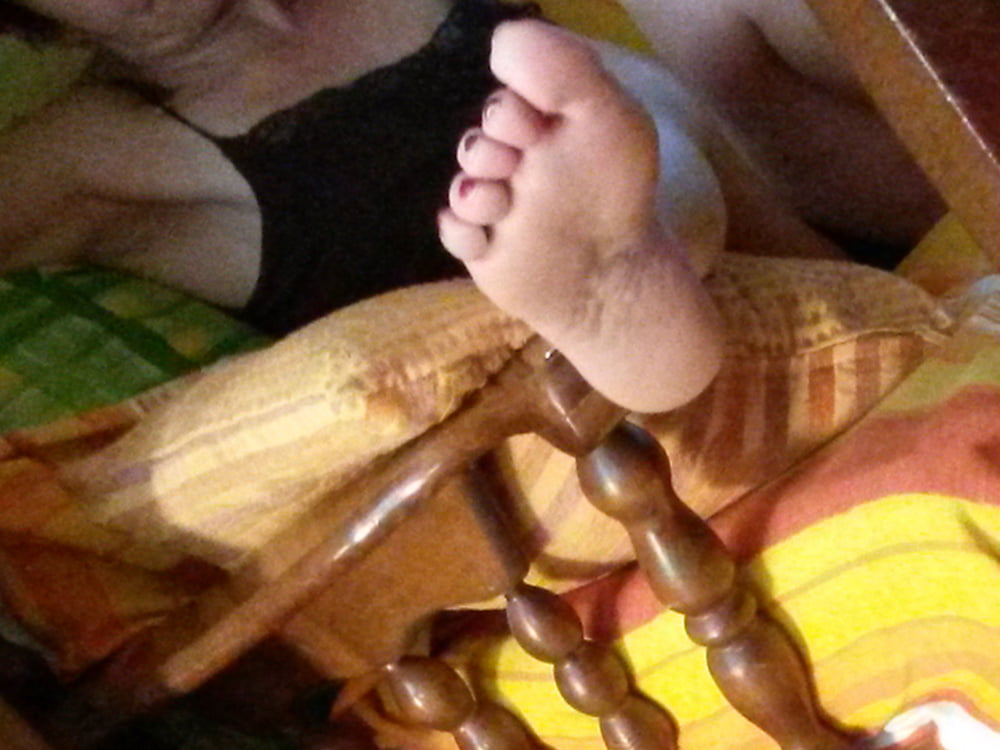 Piedi della Cugina 40enne #96993015