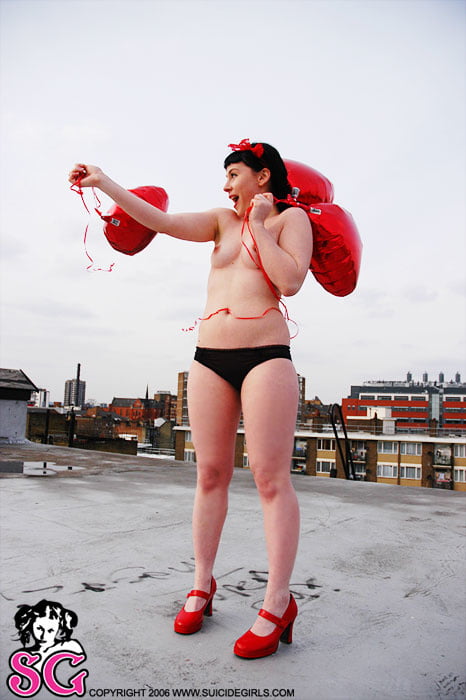 Suicide girls mix
 #95574001