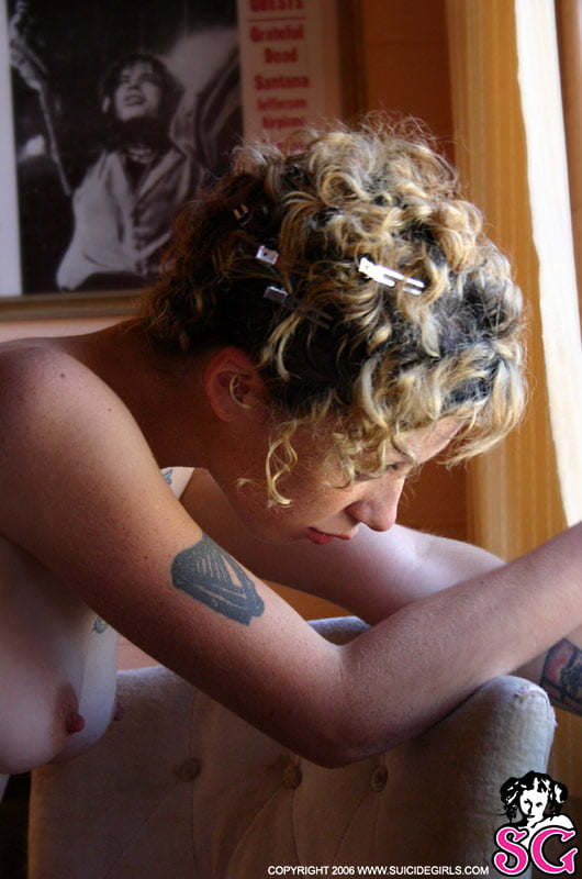 Suicide girls mix
 #95574936