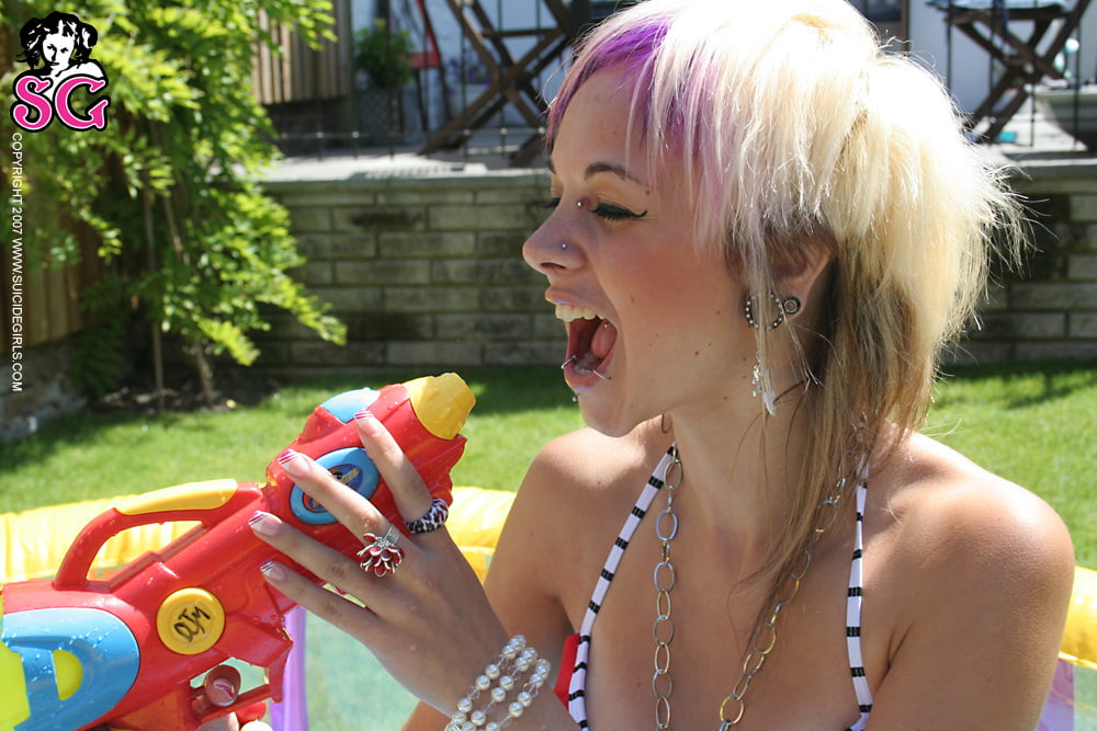 Suicide girls mix
 #95575641