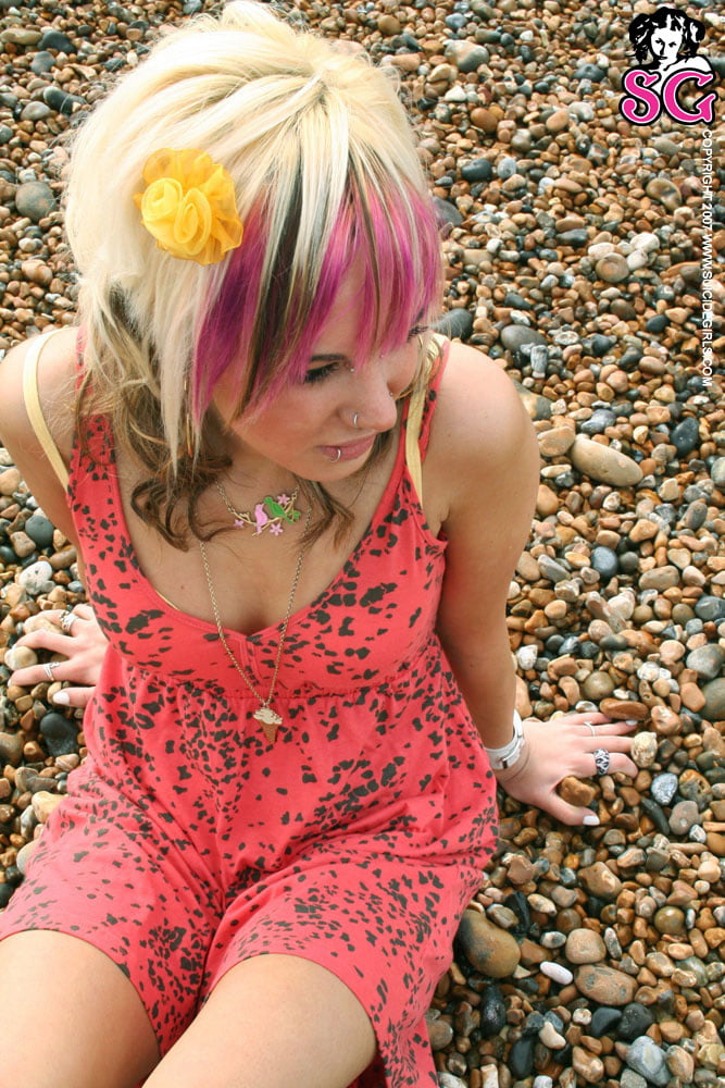 Suicide girls mix
 #95575645