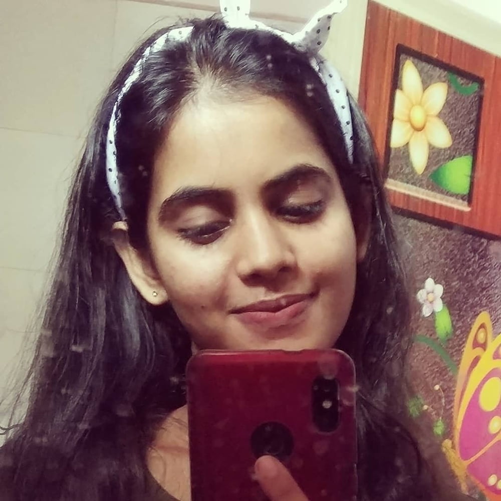 Mallu veshi nadimar
 #88091512