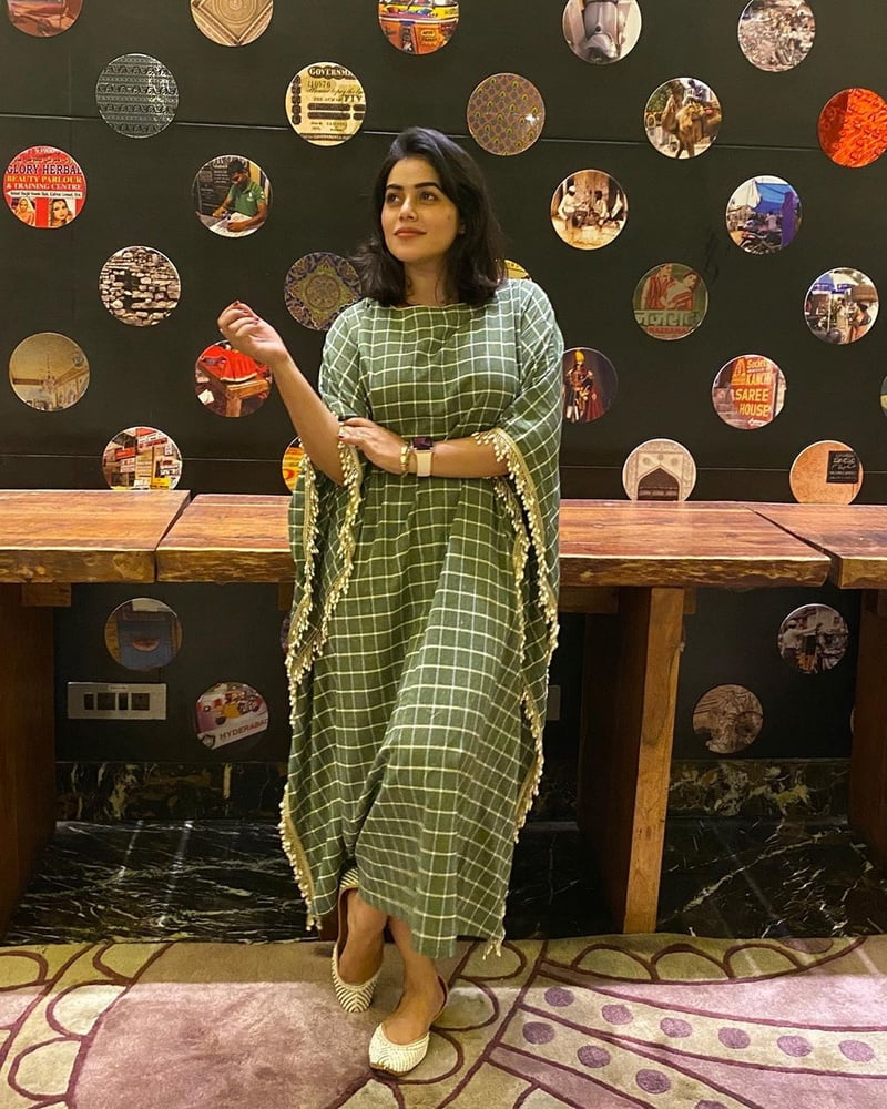 Mallu veshi nadimar #88091523