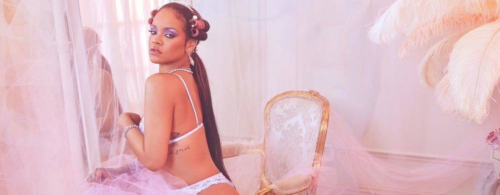 Sexy Rihanna #104726790
