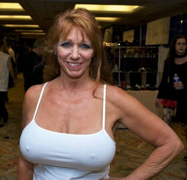 Esposas maduras 112
 #96562908