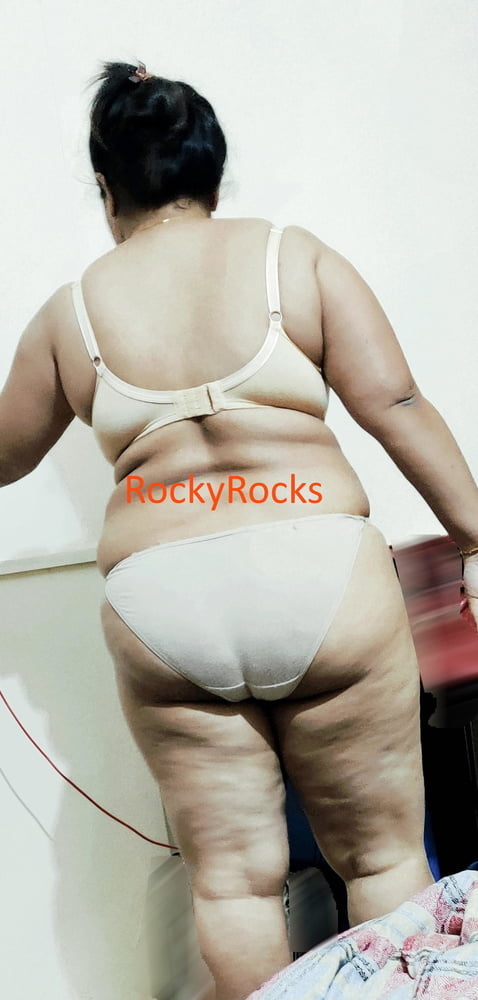 ロッキー・ロック・ベンガル・ブーディ（Rocky rocks bengali boudi #94156399