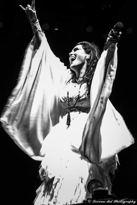 Sharon den adel
 #93783000