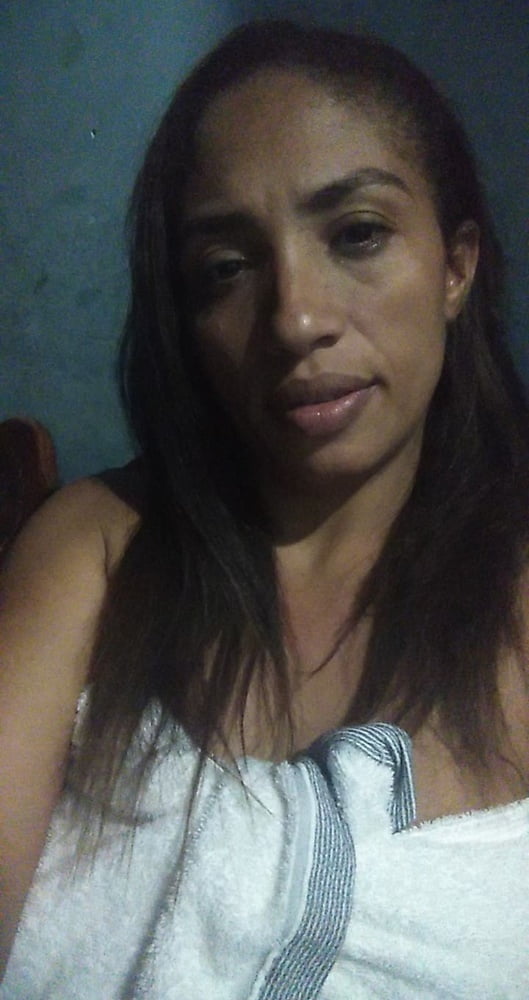 johana hoyos #95057534