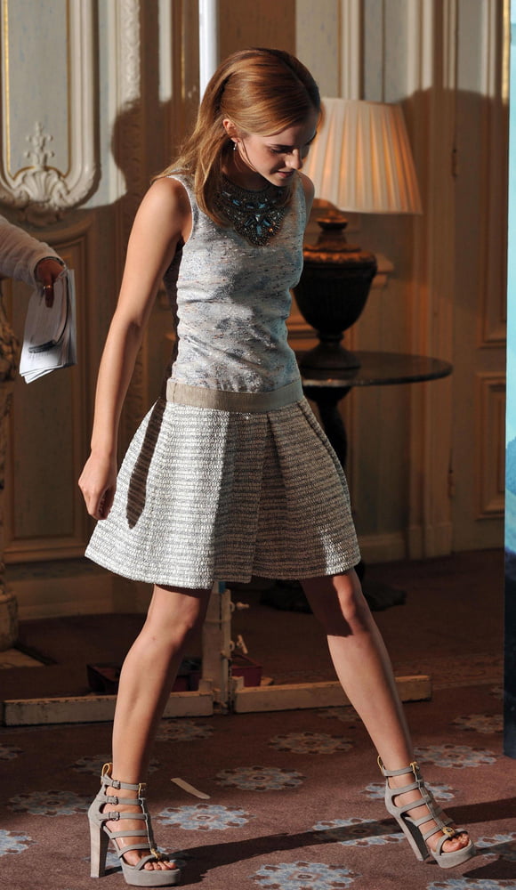 Fichas de famosos
 #79785423