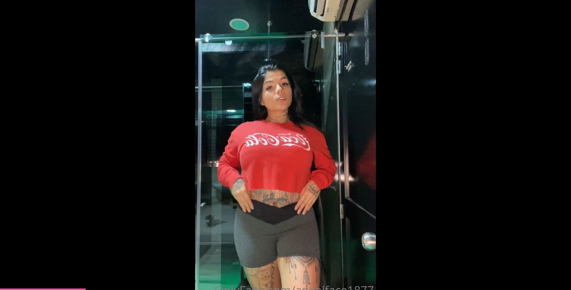 Angelface18 desnuda #108281029