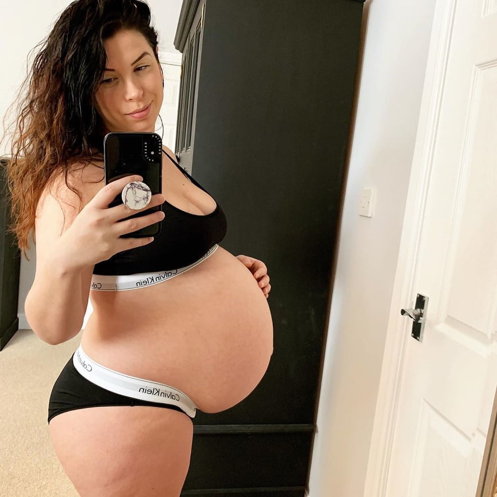 Hot amateur preggo mom hannah with huge belly
 #94954062