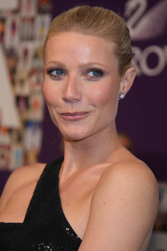 Lockdown Ablenkung - gwyneth paltrow
 #95696544