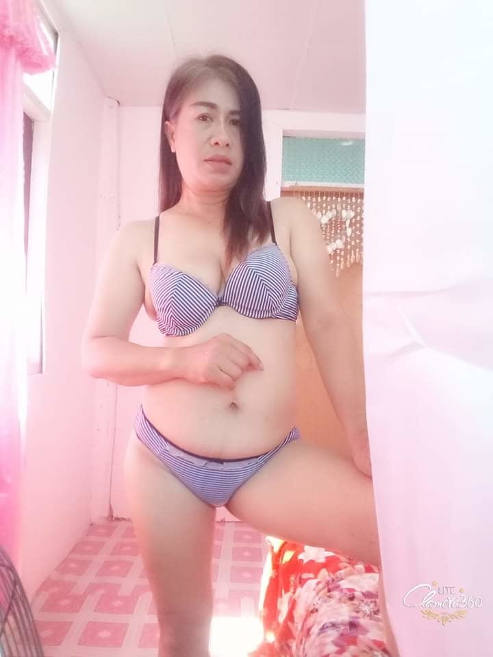 Ibu tetek besar #93634308