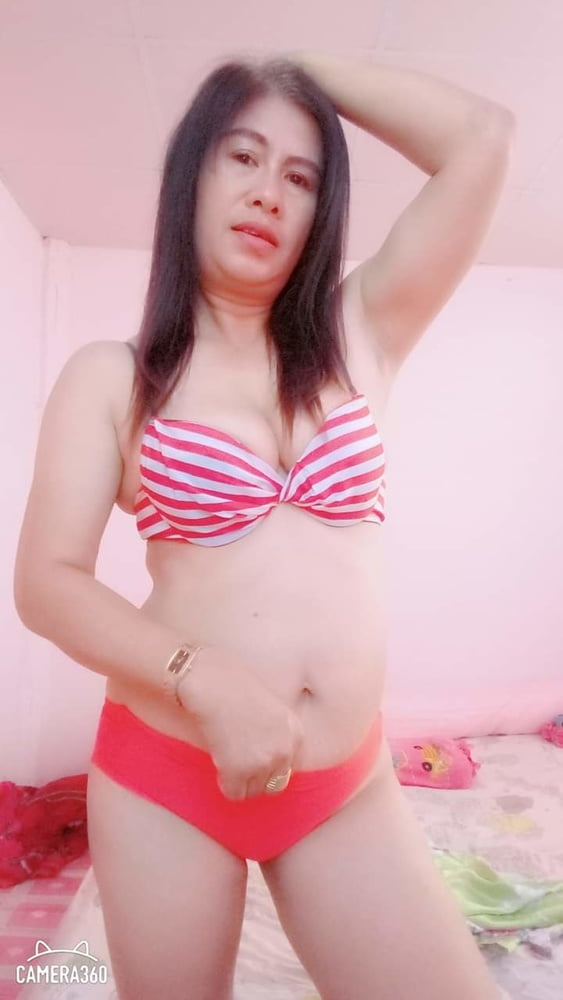 Ibu tetek besar #93634337