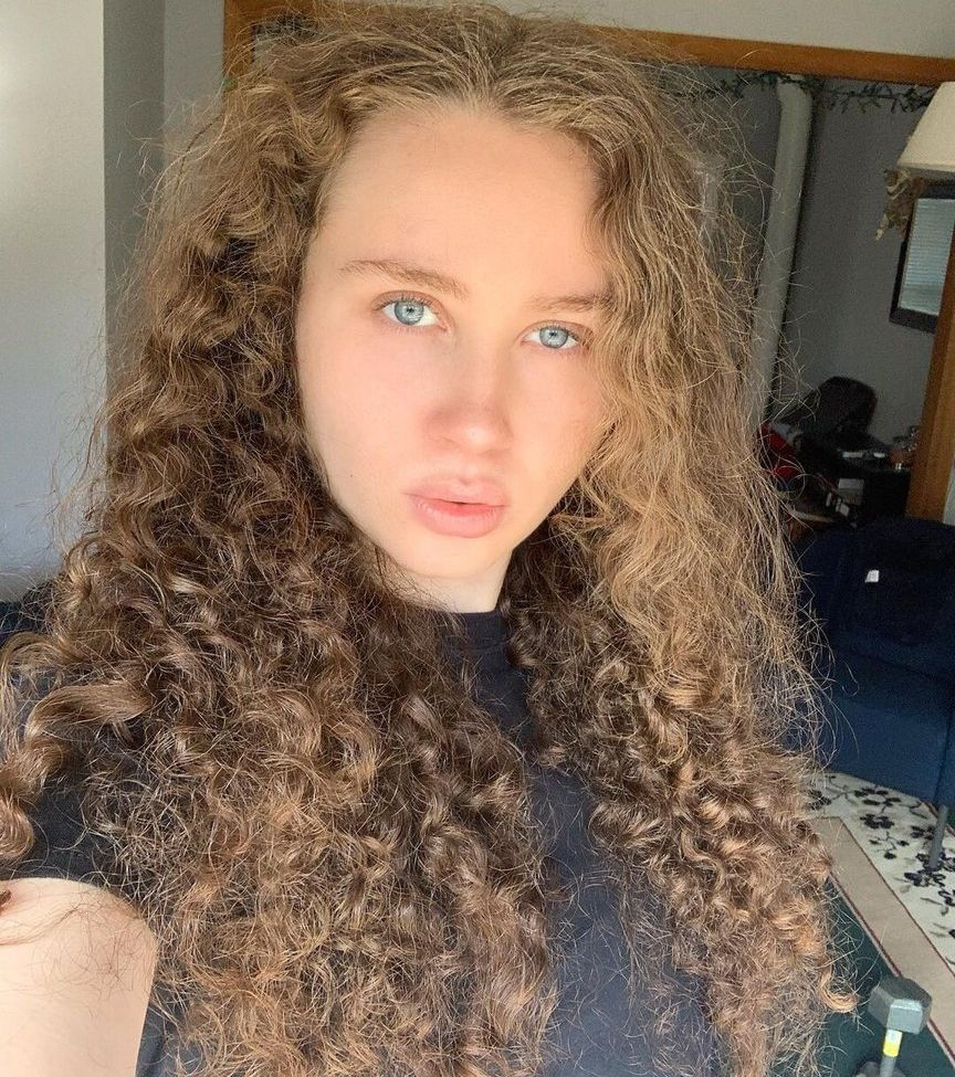 Alyssa Cleversey desnuda #108535244