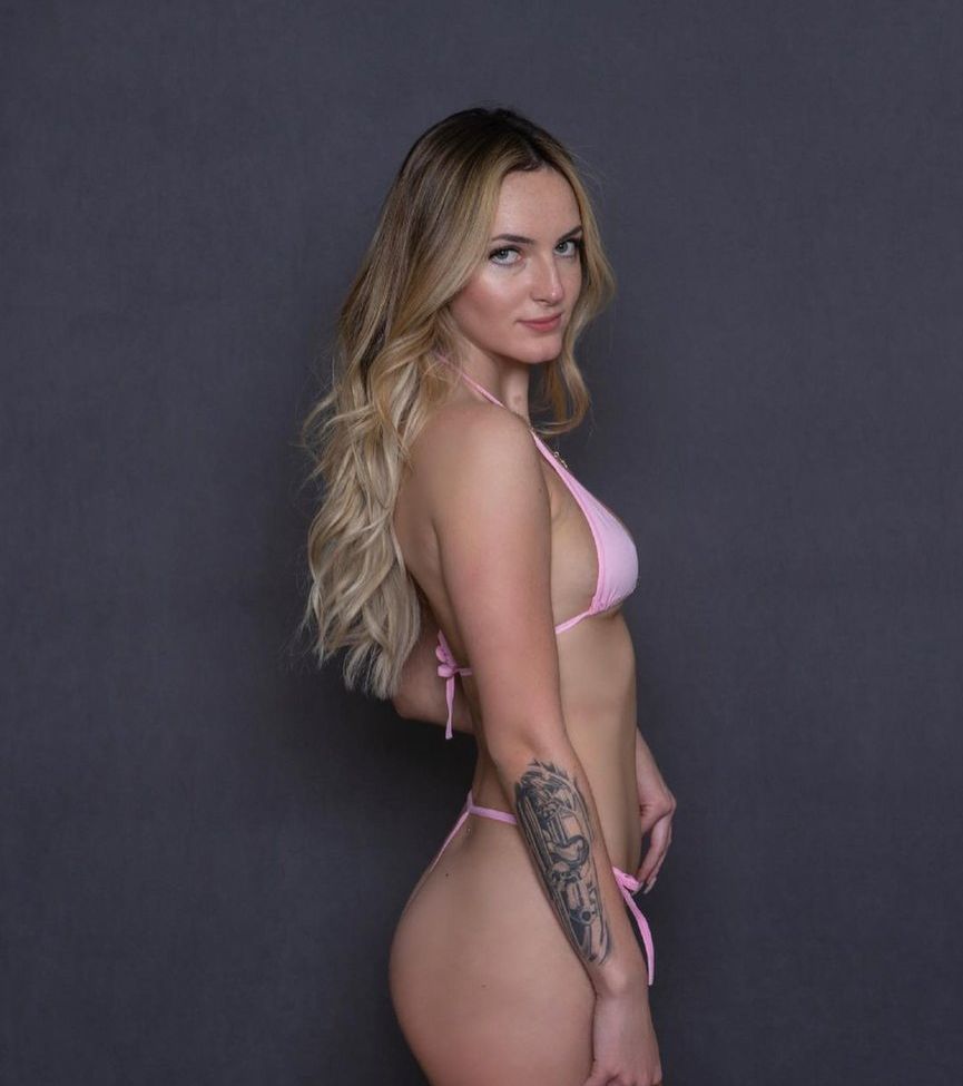 Scarlettsandford desnuda #108235274