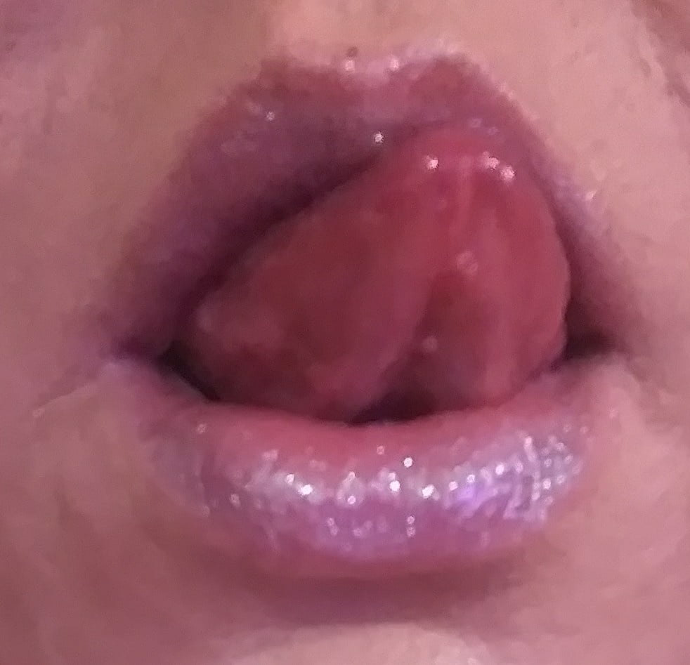Saftige Lippen
 #106686278