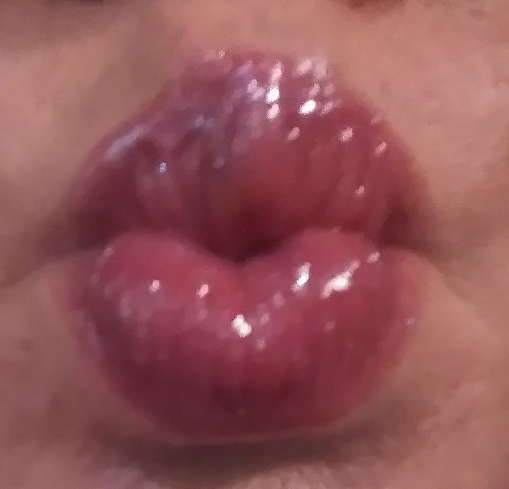 Saftige Lippen
 #106686287