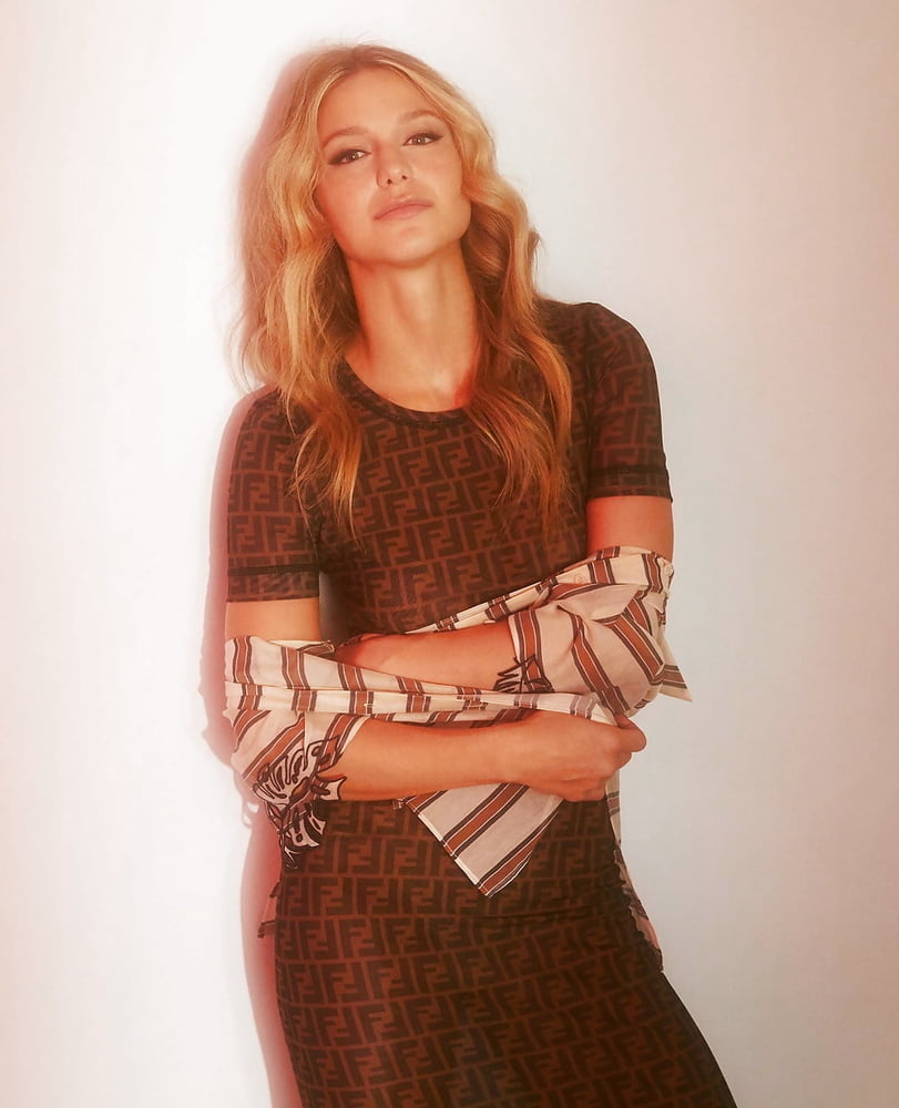 Melissa benoist material de golpe
 #88165079
