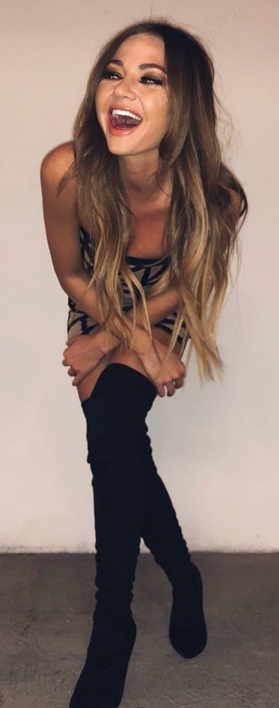 Erika costell fit as fuck
 #92815594