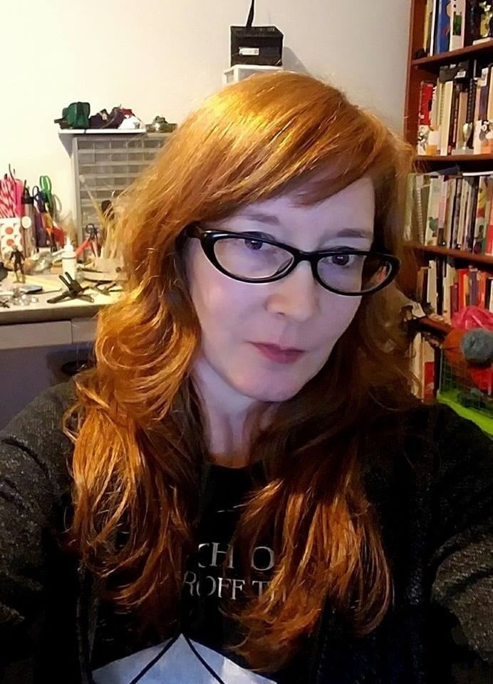 Firedwnbelow zorra pelirroja
 #104439975