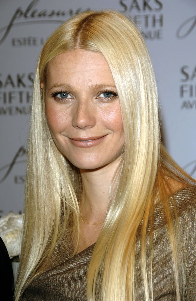 Sexy gwyneth
 #95861370