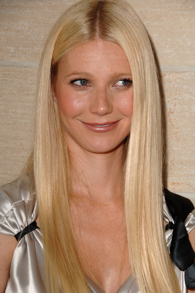 Sexy gwyneth
 #95861380