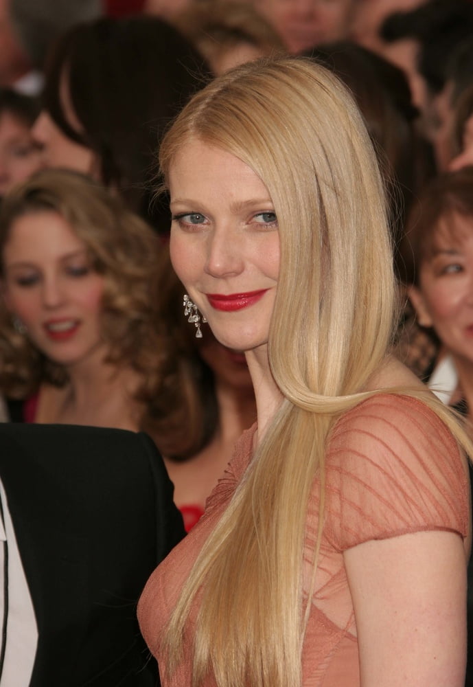 Sexy gwyneth
 #95861396