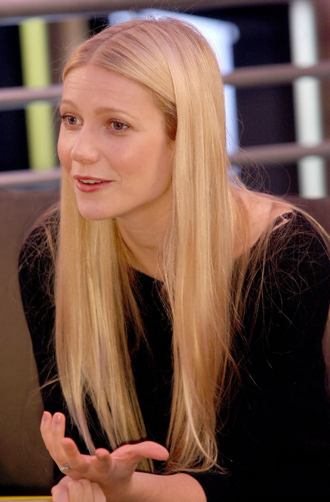 Sexy gwyneth
 #95861413