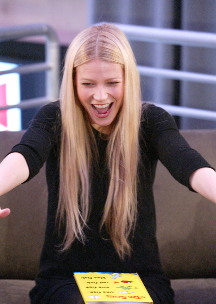 Sexy gwyneth
 #95861435