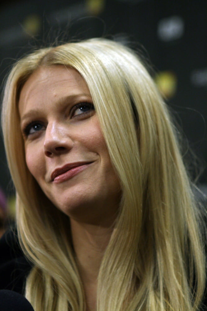 Sexy gwyneth
 #95861447