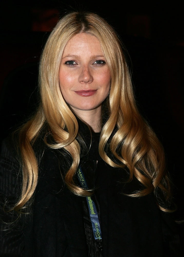 Sexy gwyneth
 #95861492