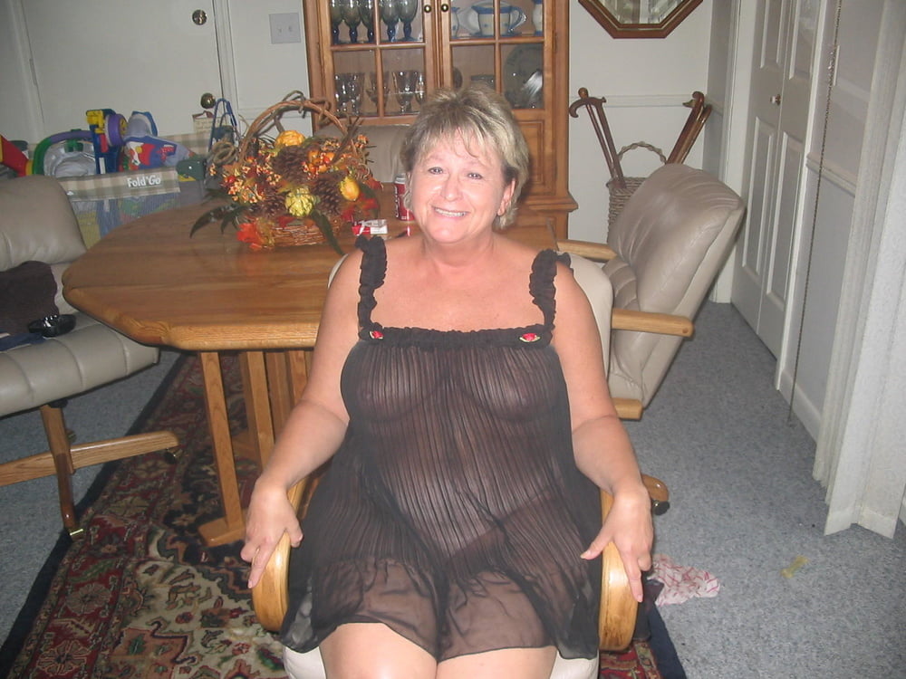 淫乱おばあちゃん
 #99794889