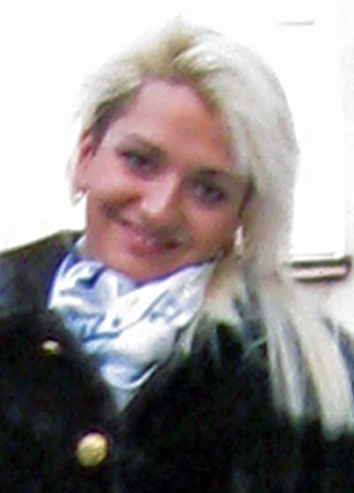 Buena amiga
 #94173241