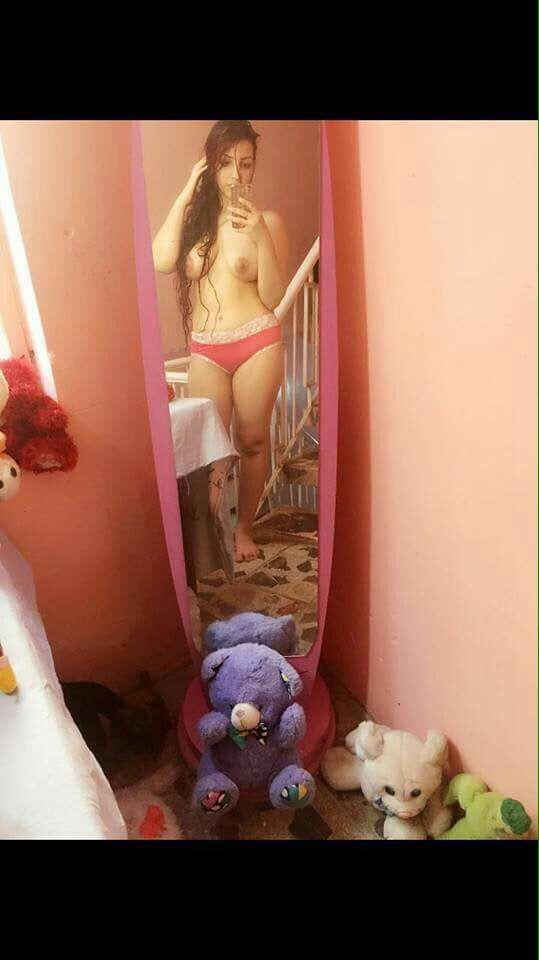 Mädchen 1
 #97639498