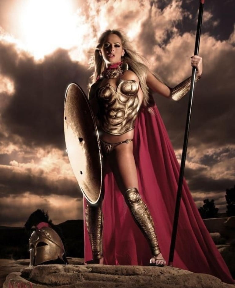 Caballeros con espadas, gladiadores, samuráis y ninjas
 #91499915