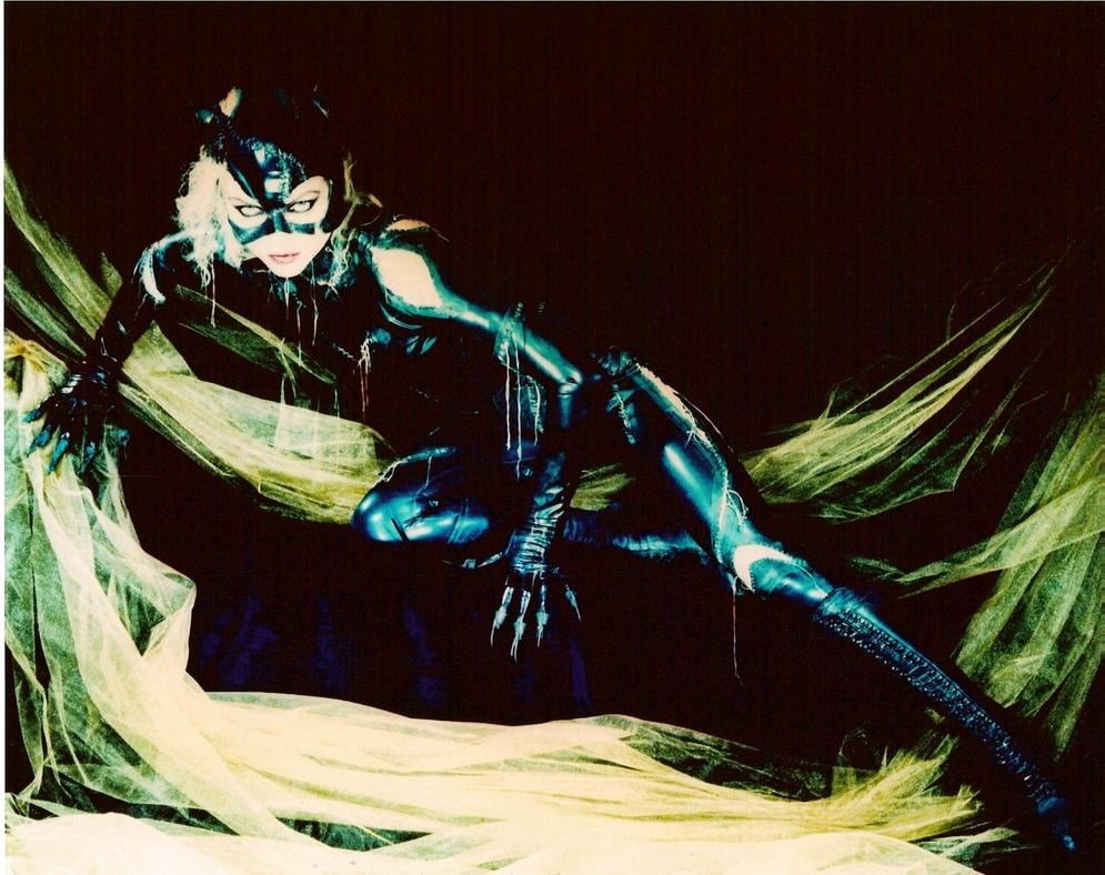 Catwoman
 #95828406
