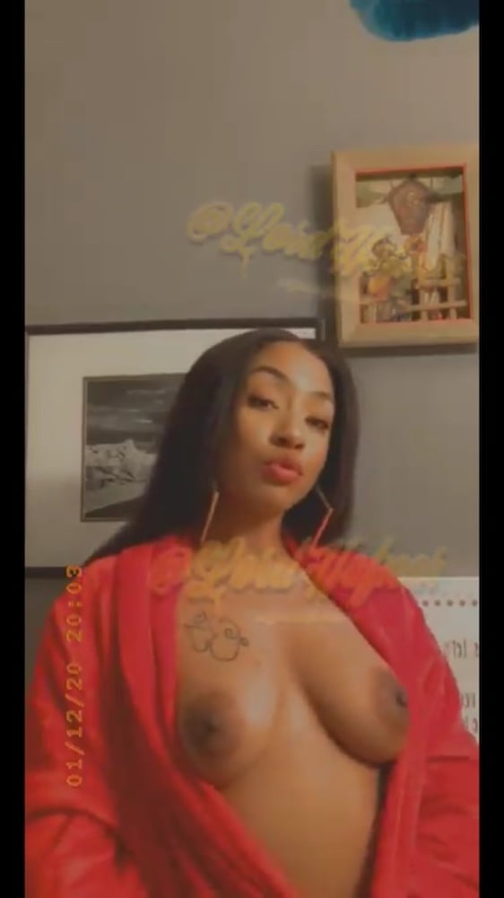 Random xxx pics 40
 #89541751