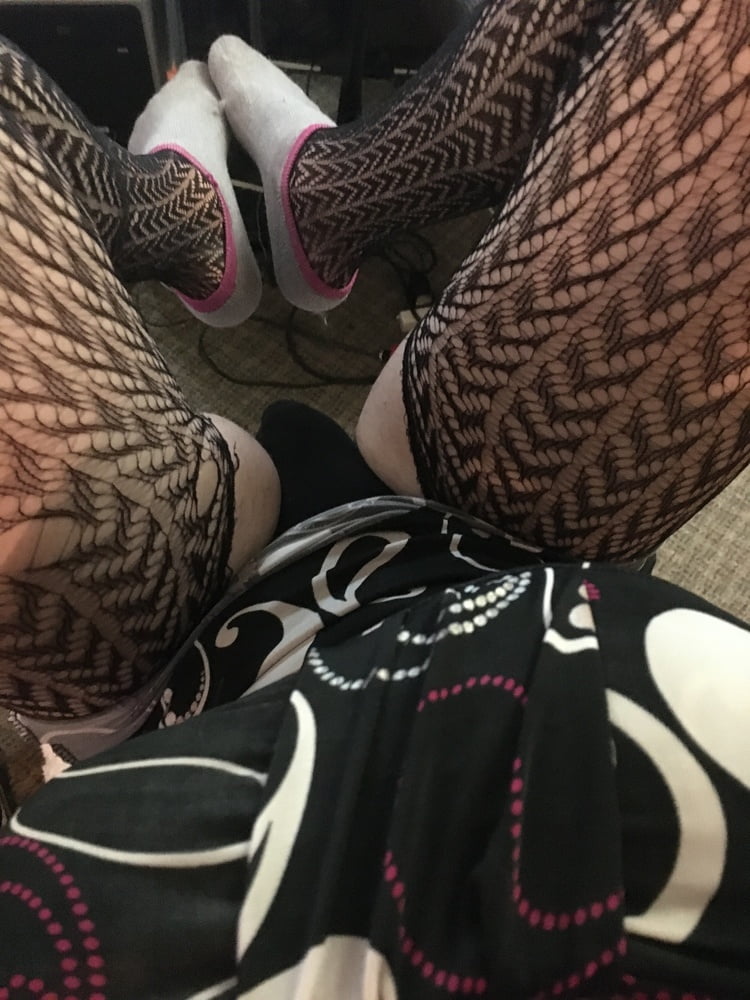 Saturday night Solo Sissy feeling horny to cum on my face #107102163