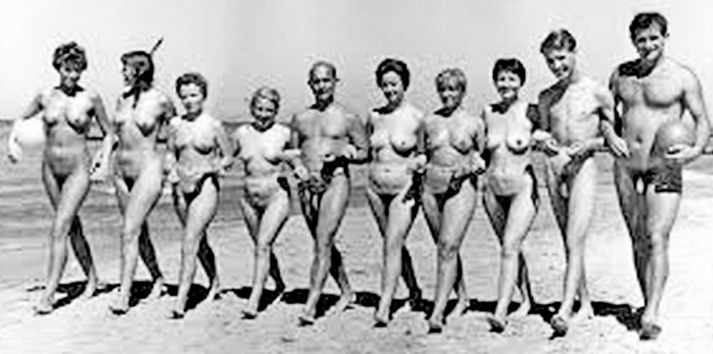 天然の毛深い女性
 #102101534