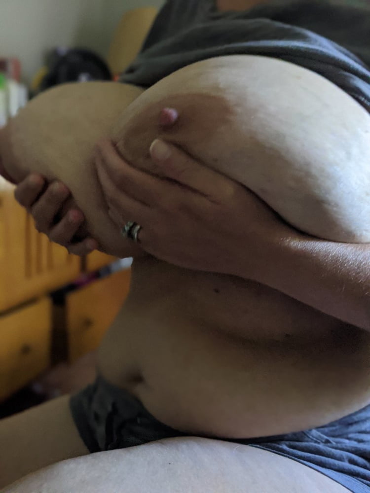 おっぱい
 #89179634